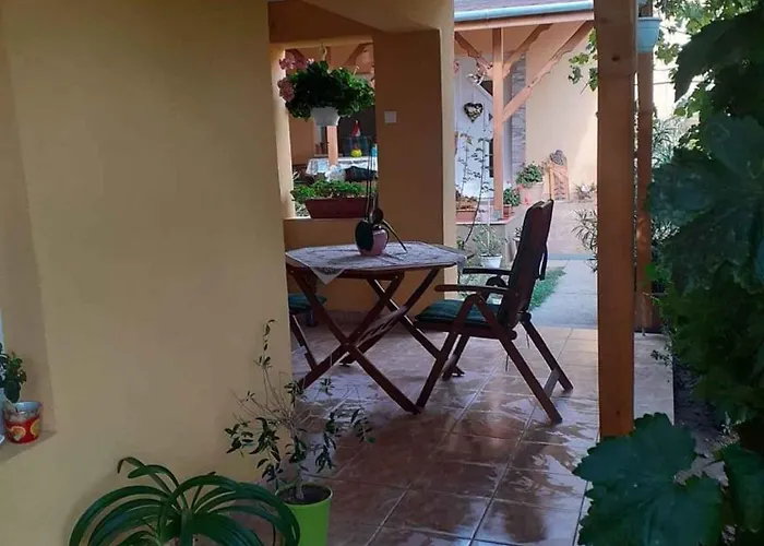 Three-bedroom In I Сasa de vacaciones