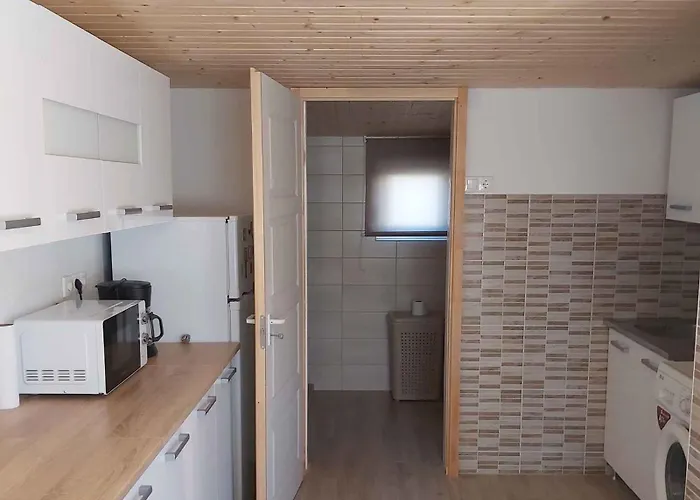 Semesterbostad Three-bedroom In I Balatonlelle